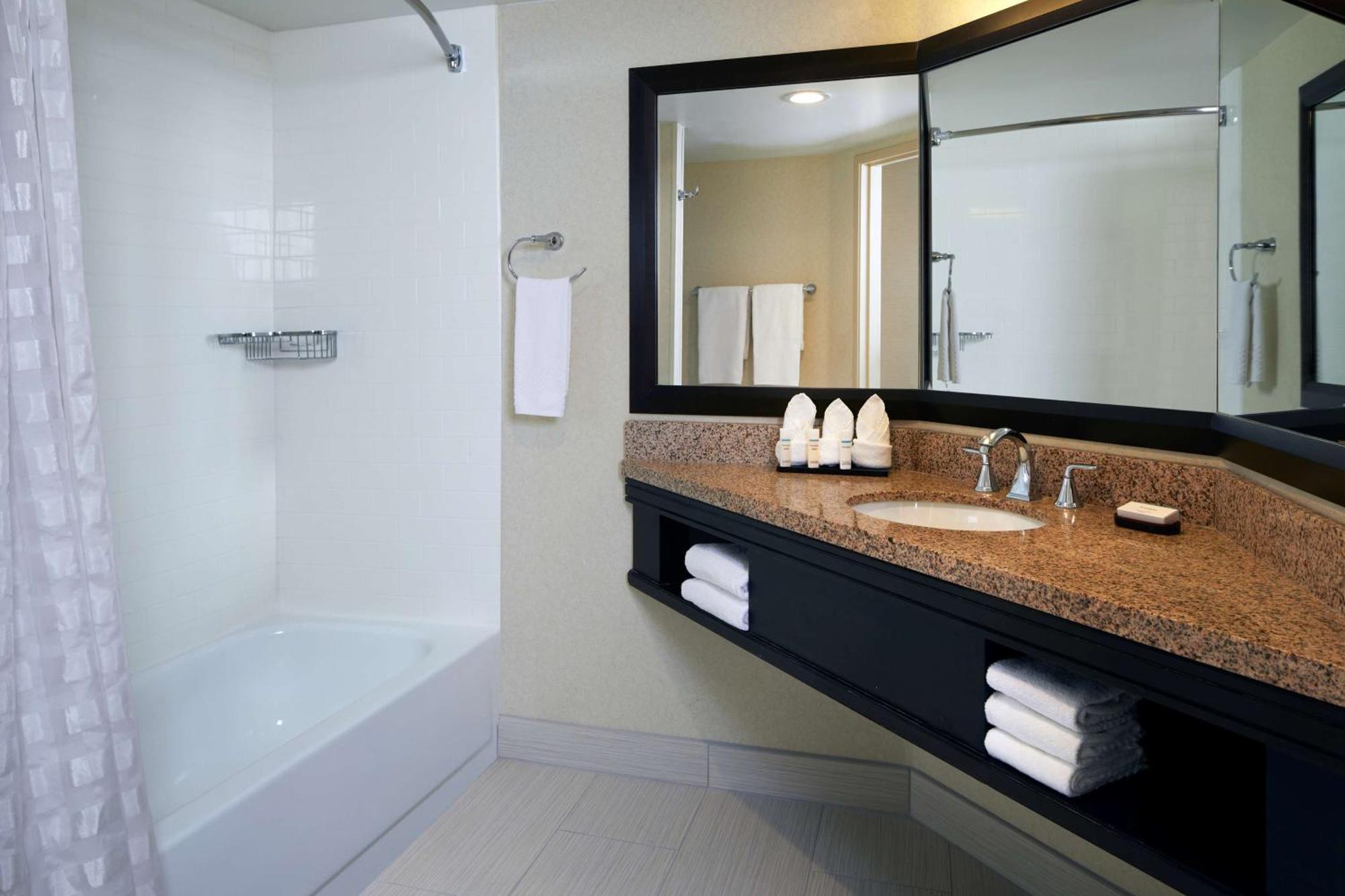 Embassy Suites Los Angeles - International Airport/North Ngoại thất bức ảnh